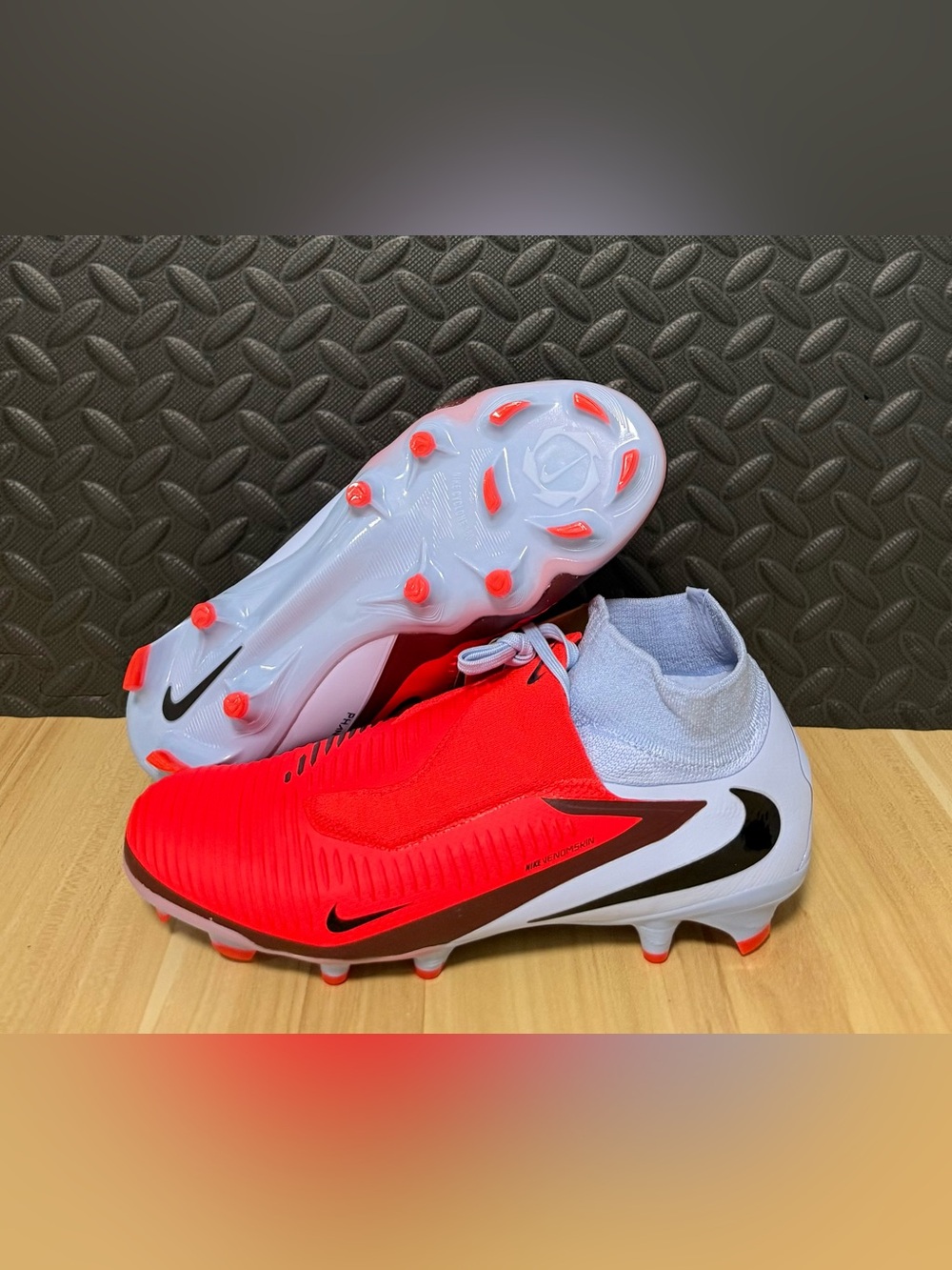 Nike Phantom 6 High Pro FG HQ2311-400 Red Blue Soccer Cleats Mens Size 6.5